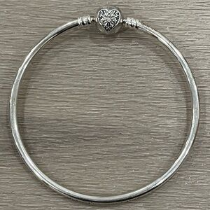 Pandora 925 Sterling Silver You Melt my Heart Charm Bangle Bracelet